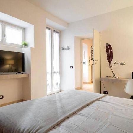 Appartamento Mia. Centro Storico Luino Kültér fotó